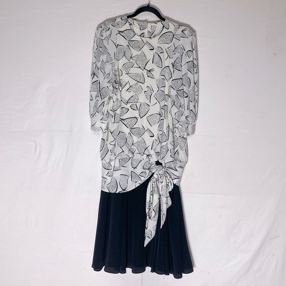 Vintage 90s Cream Black Print Modest Midi Dress M - Picture 13 of 13